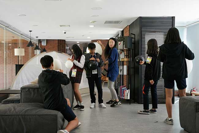 [꿈잼학교] 예술하고 싶은 친구 여기 모여라!오늘은 내 멋대로 미술관 큐레이터 ‘대학로 꿈잼학교-나도 전시기획자’ 편