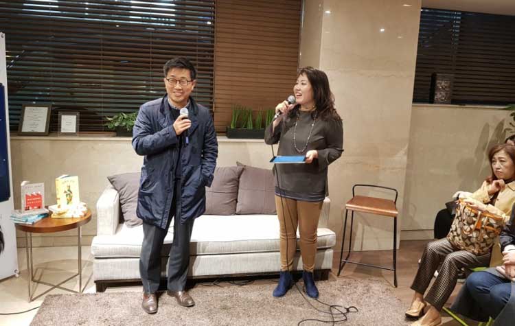 [김솔, “소설 작법” 낭독 공연 中]