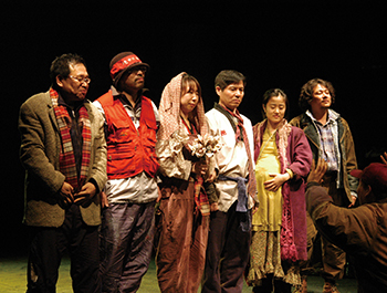 예술위원회 직원이 만든 연극 ‘나비눈’