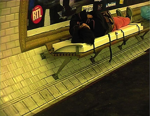 하차연, 〈스위트 홈〉, 2004, 단채널 비디오, 컬러, 사운드, 2분 29초.