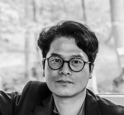 손택수 작가 사진