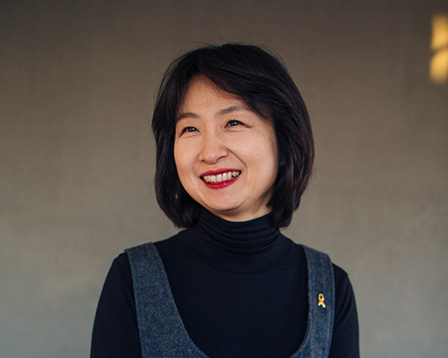 일곱째별 작가 사진