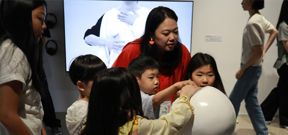 2024 아르코미술관 (예술로(路)소풍)《알록달록 마음 조각》어린이 전시 개최 알록달록한 어린이들의 마음을 함께 들어봐요!