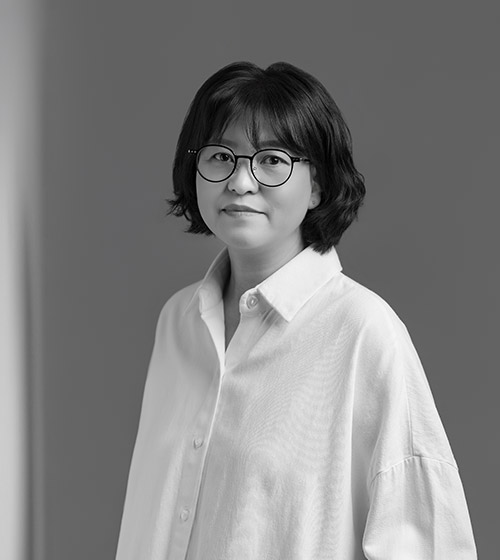 오시은 작가 사진
